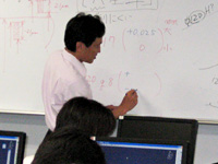 中村 隆(大学院産業戦略工学専攻教授)