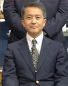 安達　信泰