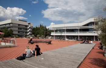 エアランゲンニュルンベルク大学（FAU）とは