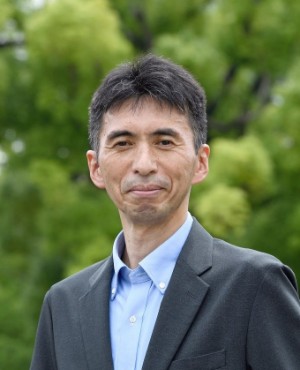 前田 健一
