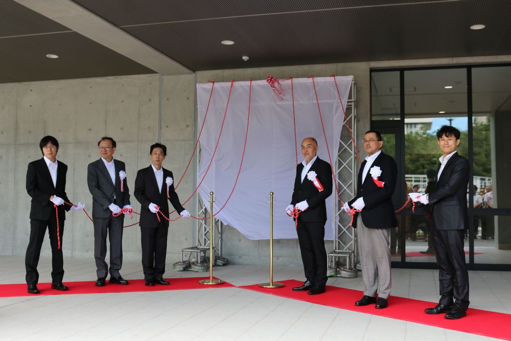 https://www.nitech.ac.jp/mt_imgs/unvailing%20ceremony.jpg